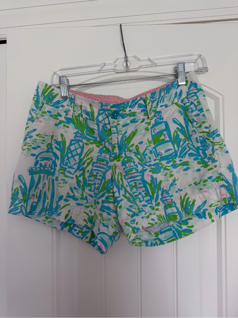 Lilly Pulitzer White Shorts with Blue & Green Tropical Lighthouses